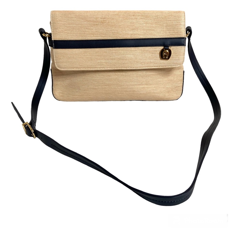 ETIENNE AIGNER Paper Straw With Faux Leather Trim Shoulder Bag